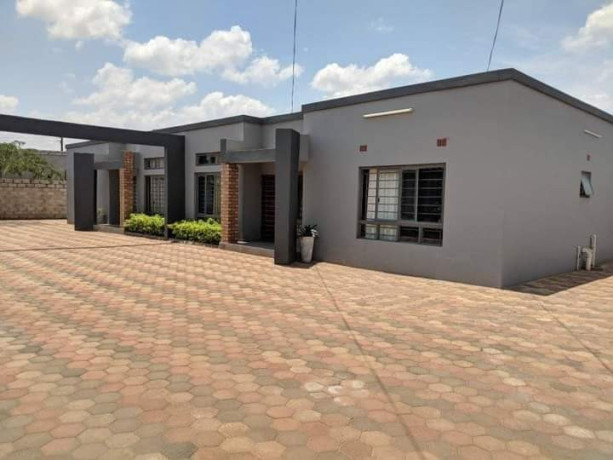 2-bedroom-house-for-rent-in-libala-south-big-3