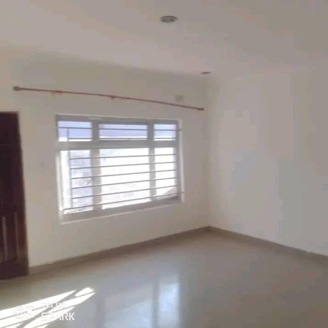 2-bedroom-flat-for-rent-in-avondale-big-3