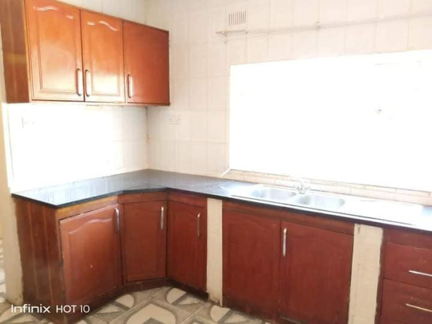 3-bedroom-flat-for-rent-in-makeni-konga-big-1