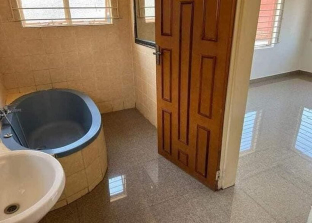 3-bedroom-flat-for-rent-in-makeni-big-1