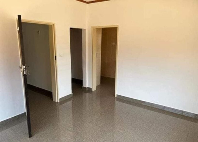 3-bedroom-flat-for-rent-in-makeni-big-5