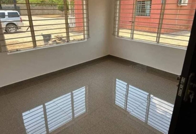 3-bedroom-flat-for-rent-in-makeni-big-9
