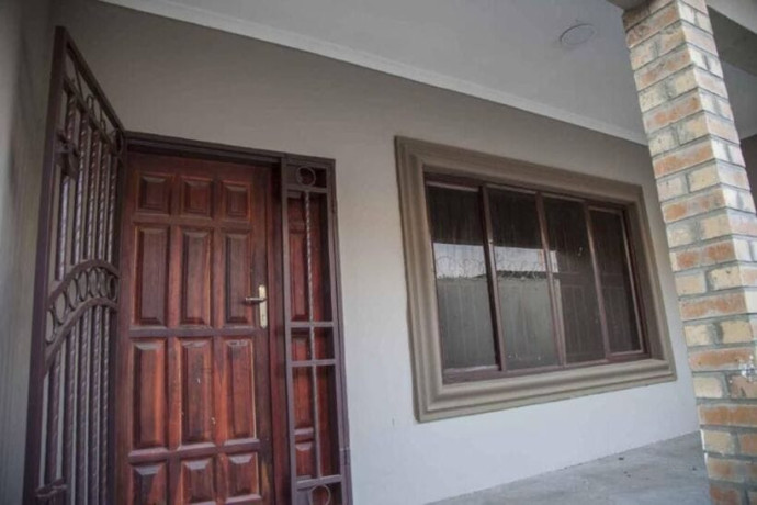 3-bedroom-flat-for-rent-in-makeni-big-4