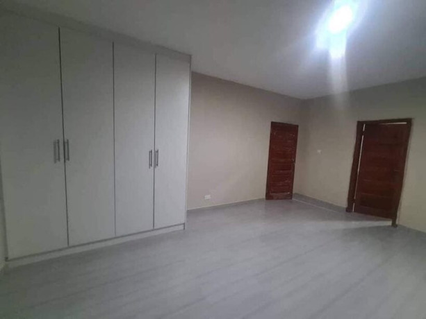 2-bedroom-flat-for-rent-in-makeni-big-5