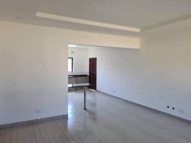 2-bedroom-flat-for-rent-in-makeni-big-4