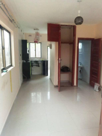 bedsitter-for-single-female-for-rent-in-kabwata-big-0