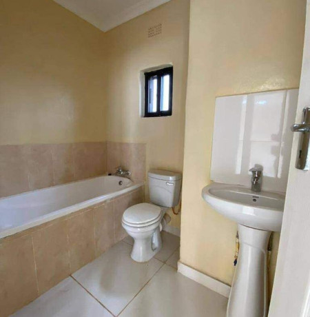 4-bedroom-house-for-rent-in-makeni-big-7