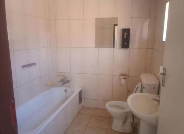 4-bedroom-house-for-rent-in-makeni-big-9