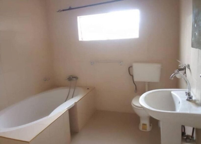 4-bedroom-house-for-rent-in-makeni-big-5