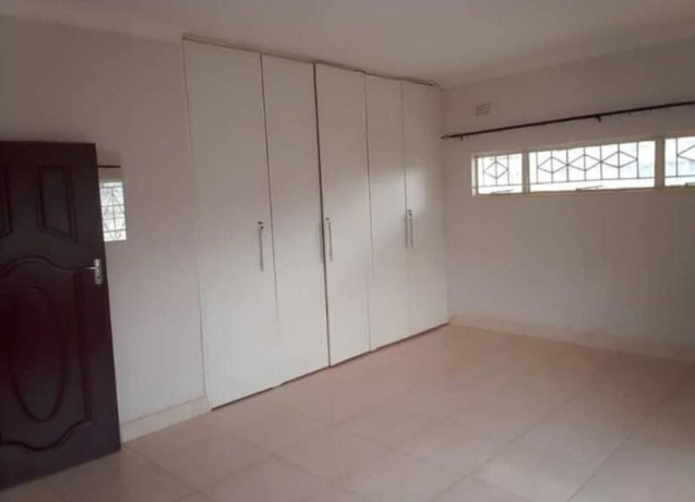 4-bedroom-house-for-rent-in-makeni-big-6