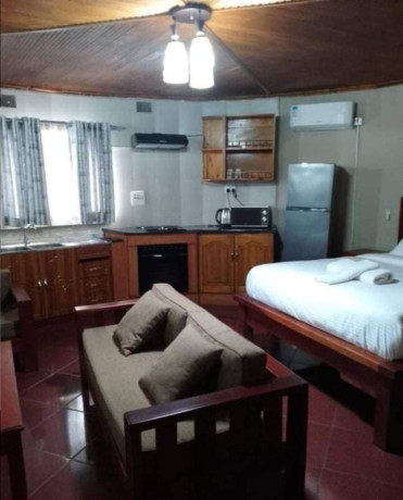 2-bedroom-flat-for-rent-in-makeni-big-6