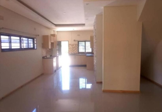 2-bedroom-flat-for-rent-in-makeni-big-3
