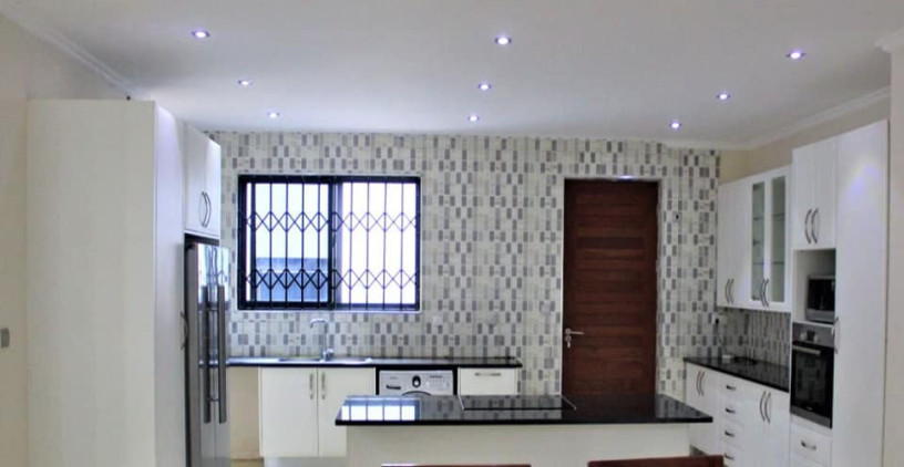 4-bedroom-fully-furnished-apartment-for-rent-in-longacres-big-3