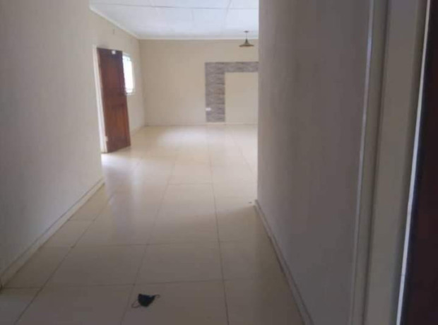 2-bedroom-flat-for-rent-in-makeni-big-2