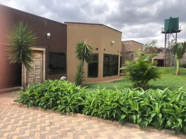 4-bedroom-house-for-sale-in-palabana-big-9