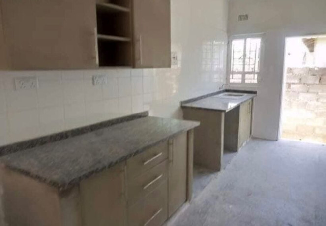 2-bedroom-flat-for-rent-in-makeni-big-1