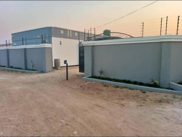 3-bedroom-flat-for-rent-in-makeni-big-3