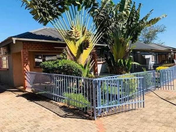 3-bedroom-flat-for-rent-in-ibex-hill-big-0