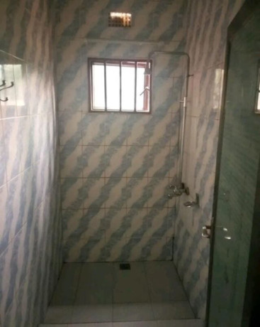 3-bedroom-flat-for-rent-in-chalala-big-4