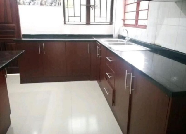 3-bedroom-flat-for-rent-in-chalala-big-6