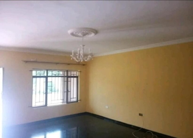 3-bedroom-flat-for-rent-in-chalala-big-1