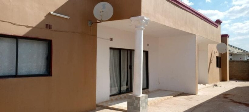 3-bedroom-flat-for-rent-in-chamba-valley-big-6