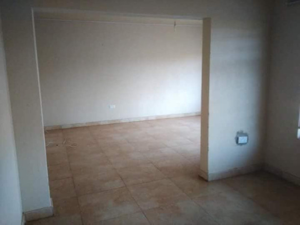 2-bedroom-flat-for-rent-in-chalala-big-2