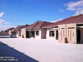 3-bedroom-flat-for-rent-in-meanwood-ndeke