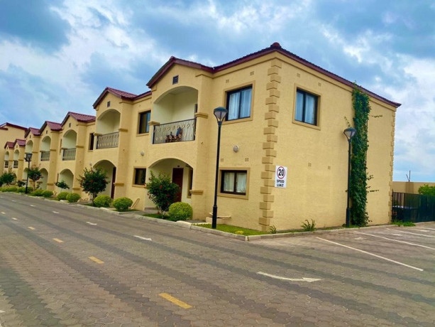 2-bedroom-apartment-for-rent-in-kabulonga-big-5