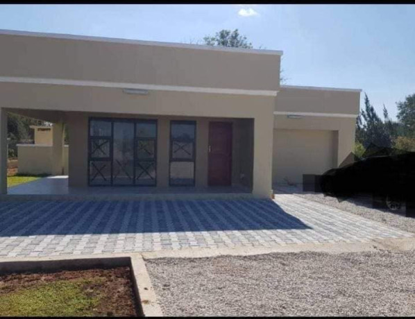 3-bedroom-standalone-house-for-rent-in-makeni-big-0