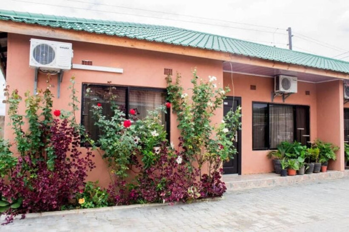 2-bedroom-furnished-flat-for-rent-in-meanwood-big-1