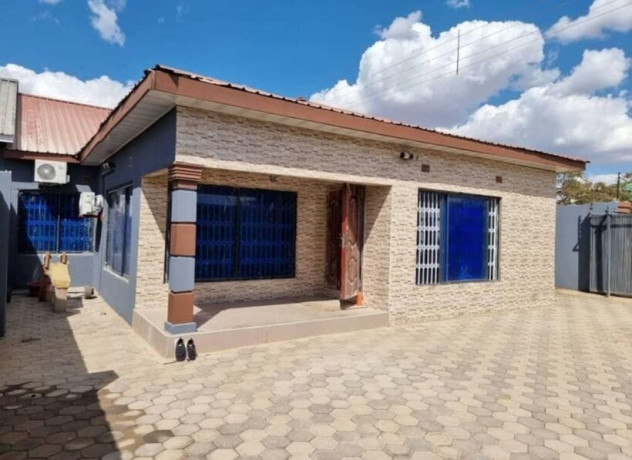 3-bedroom-flat-for-rent-in-obama-big-0