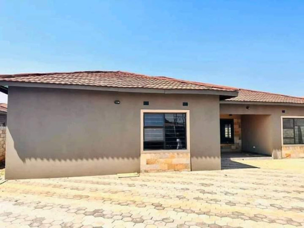 3-bedroom-house-for-rent-in-new-kasama-big-2