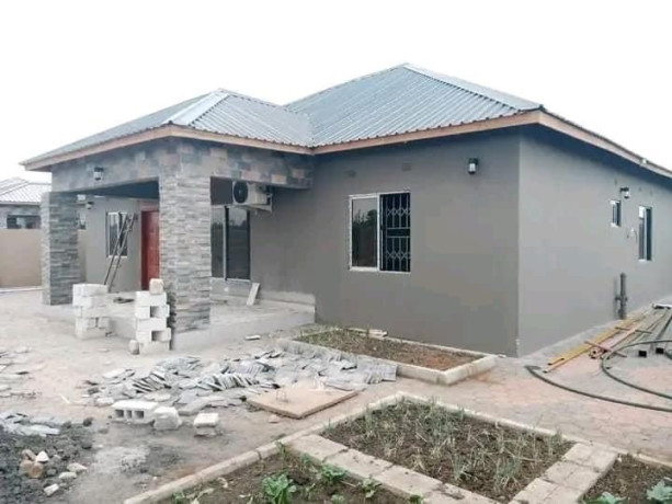 3-bedroom-house-for-sale-in-new-kasama-big-5