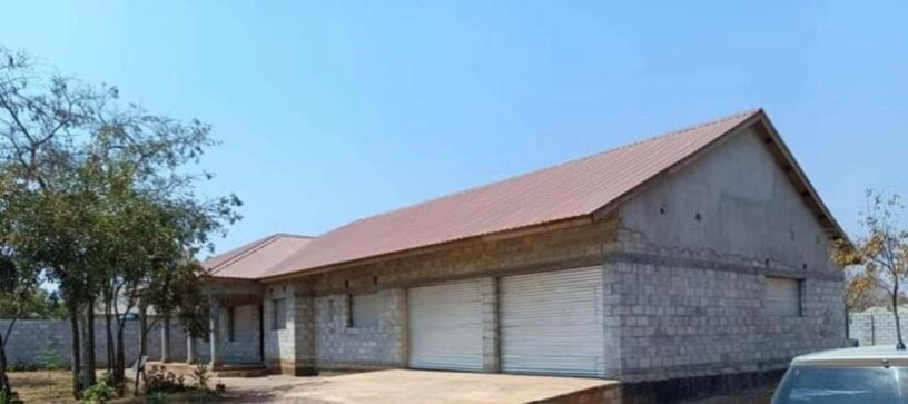 4-bedroom-house-for-sale-in-new-kasama-big-0