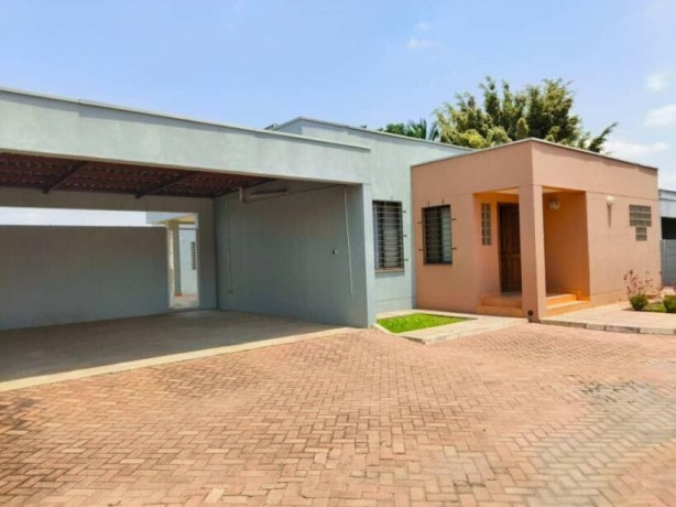 modern-3-bedroom-apartment-for-rent-in-longacres-big-0