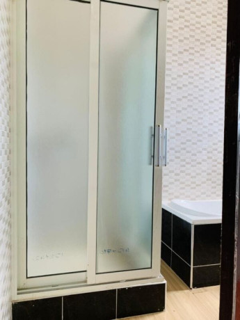 spacious-three-bedroom-apartment-in-silverest-big-3