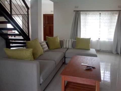 3-bedroom-semi-detached-apartment-for-rent-in-kabulonga-big-6