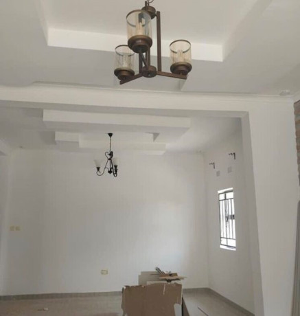 newly-built-3-bedroom-flats-for-rent-in-new-kasama-big-0