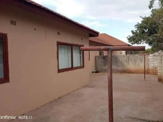 4-by-3-bedroom-flats-for-sale-in-new-kasama