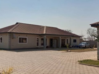 3-bedroom-flat-for-rent-in-waterfalls