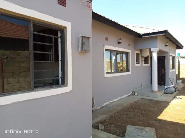 3-bedroom-flat-for-rent-in-chalala-big-1