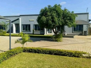 3-bedroom-flat-for-rent-in-chamba-valley