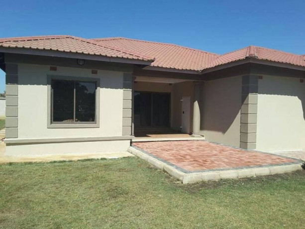 3-bedroom-flat-for-rent-in-lilayi-big-3