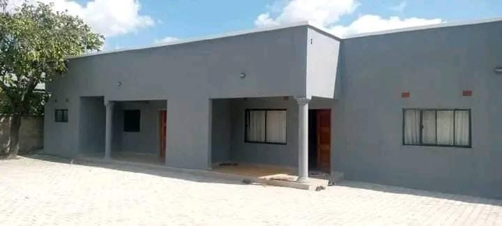 2-bedroom-flat-for-rent-in-meanwood-ndeke-big-0