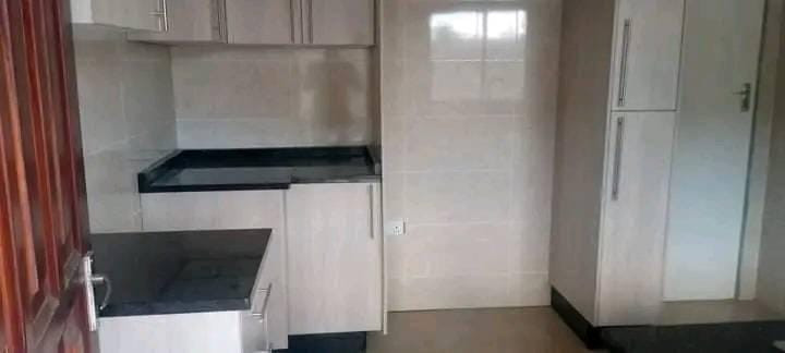 2-bedroom-flat-for-rent-in-meanwood-ndeke-big-2