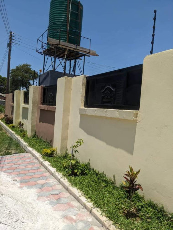 2-bedroom-for-rent-in-ngwerer-big-3