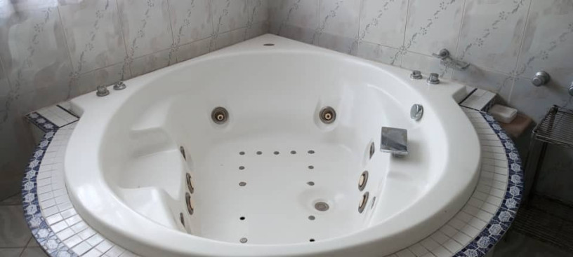 5-bedroom-stand-alone-for-sale-in-kalundu-big-5