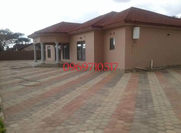 four-bedrooms-house-in-ibex-meanwood-big-0