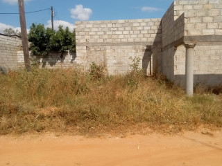 incomplete-structure-on-20-x-15-plotot-with